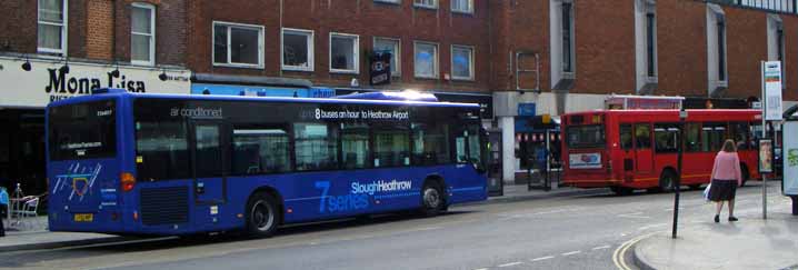 First Berkshire Heathrow Mercedes Citaro ES64017